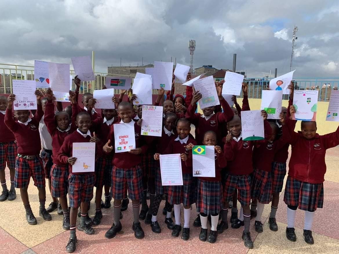 Projeto desenvolvido em escola de Igrejinha reduz distância entre estudantes do Brasil e do Quênia