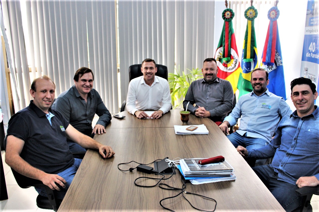 Comitiva de Riozinho se reúne com o prefeito de Parobé