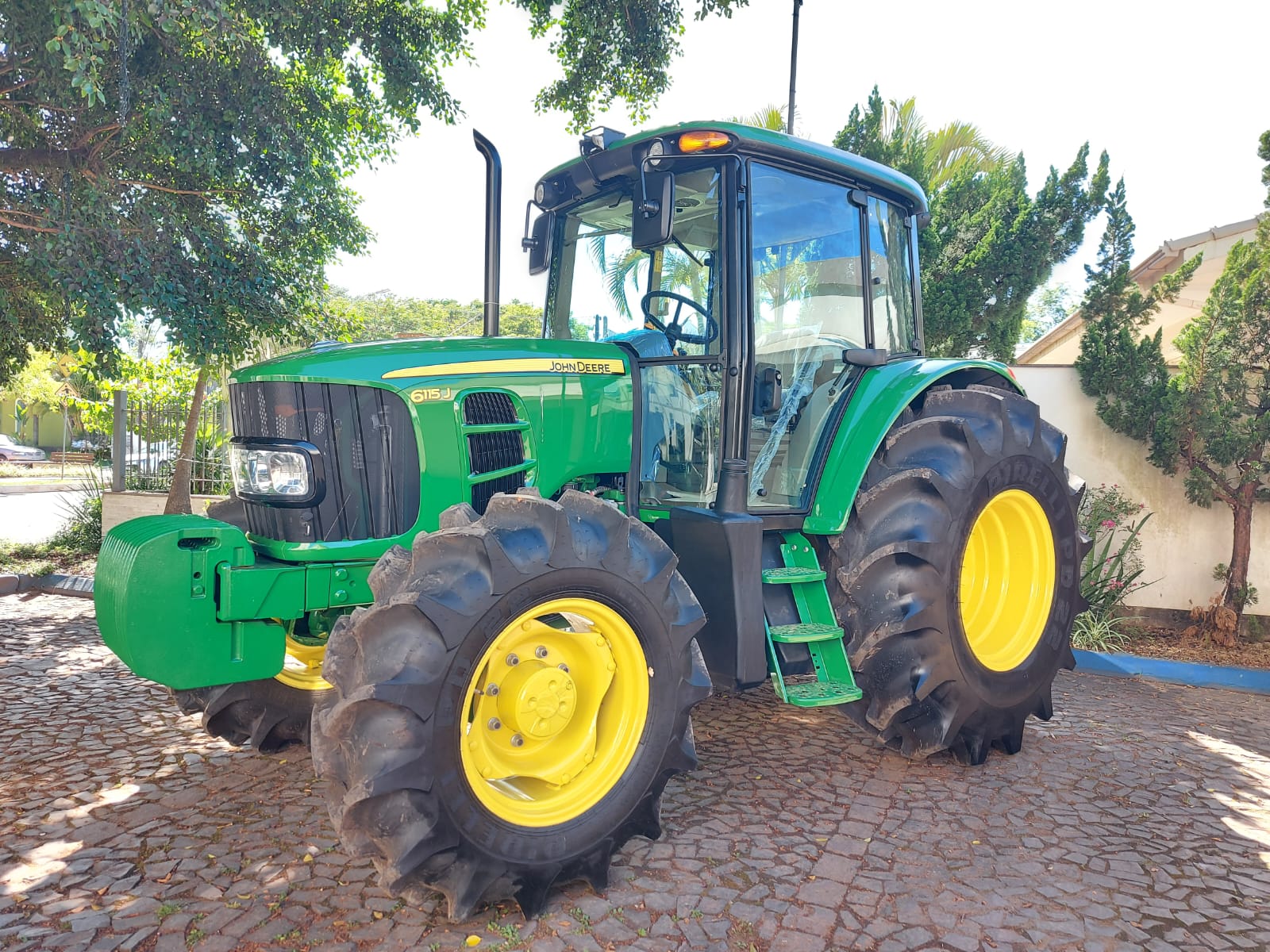 Administração Municipal de Rolante adquire trator com maior capacidade de produção