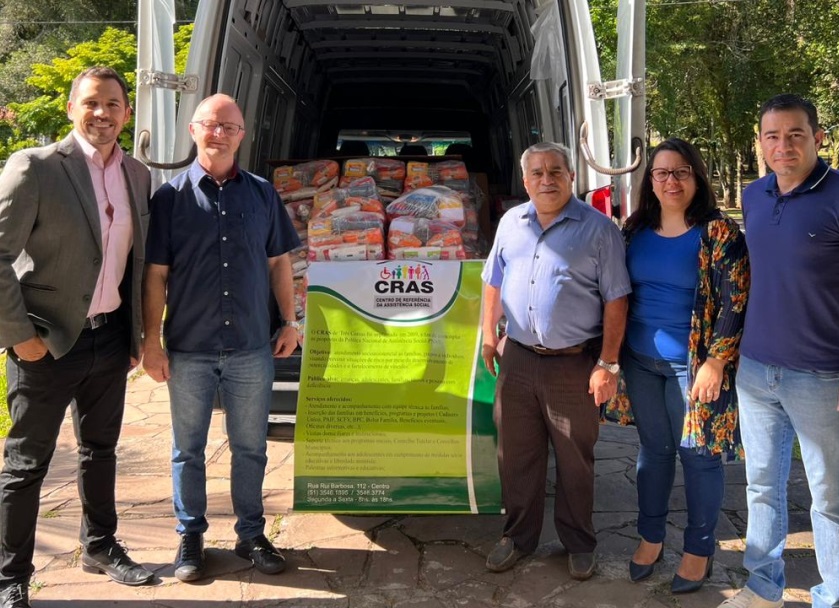 Cras de Três Coroas recebe a doação de mais de uma tonelada de alimentos