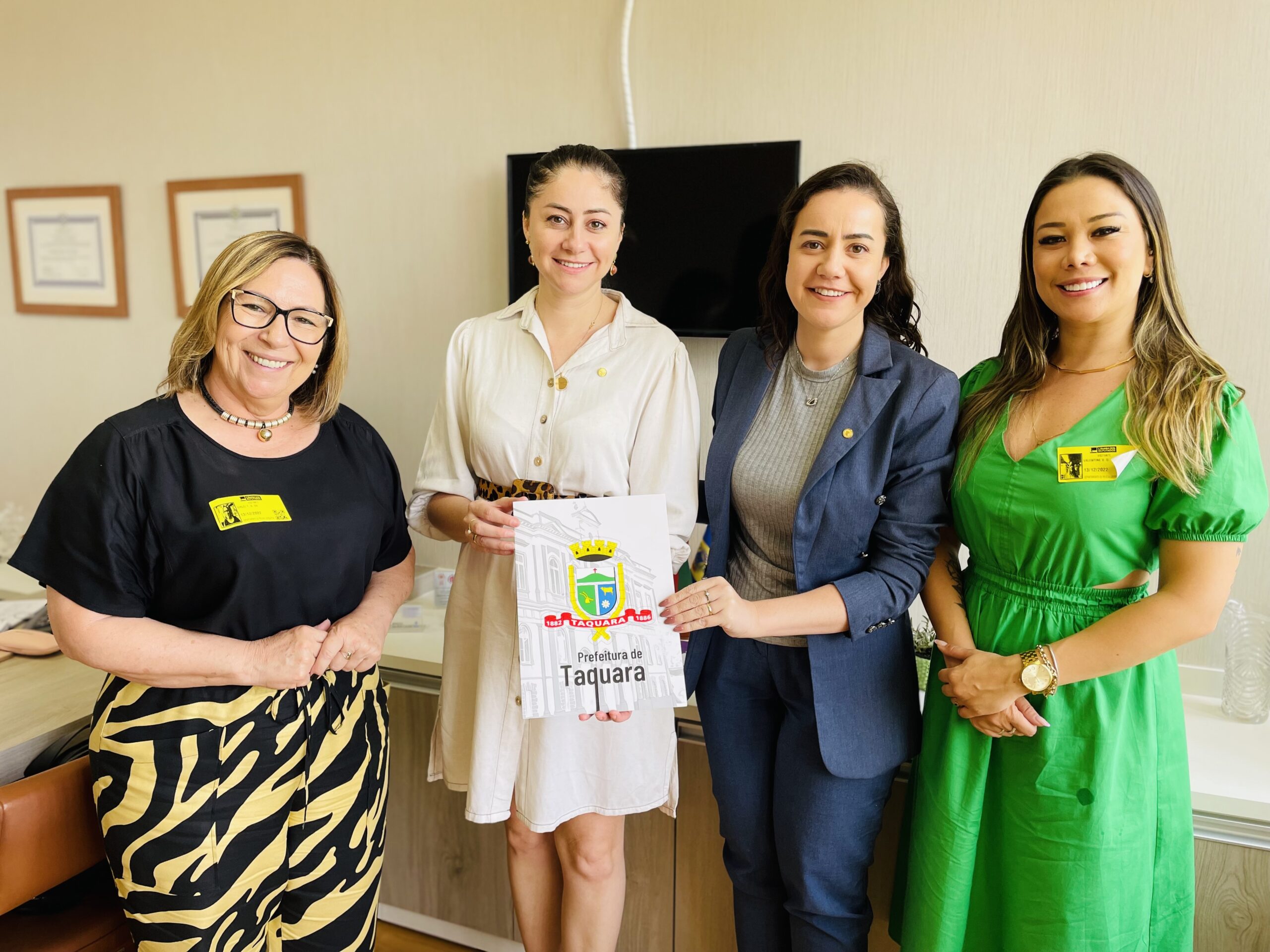 Prefeita de Taquara, Sirlei Silveira, viaja a Brasília para captar recursos de emendas parlamentares