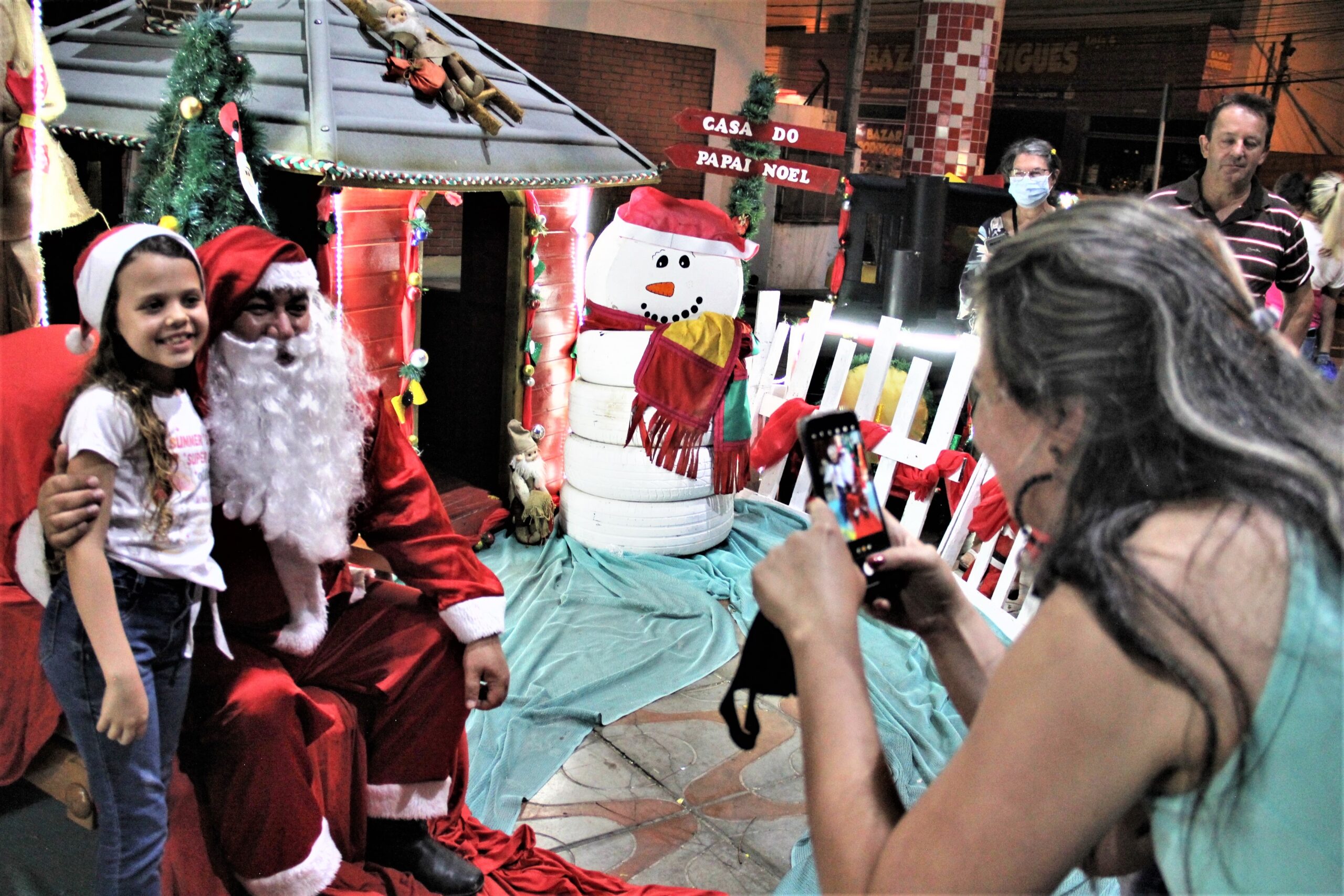 Papai Noel chega ao Natal Iluminado de Parobé nesta quinta-feira (08)