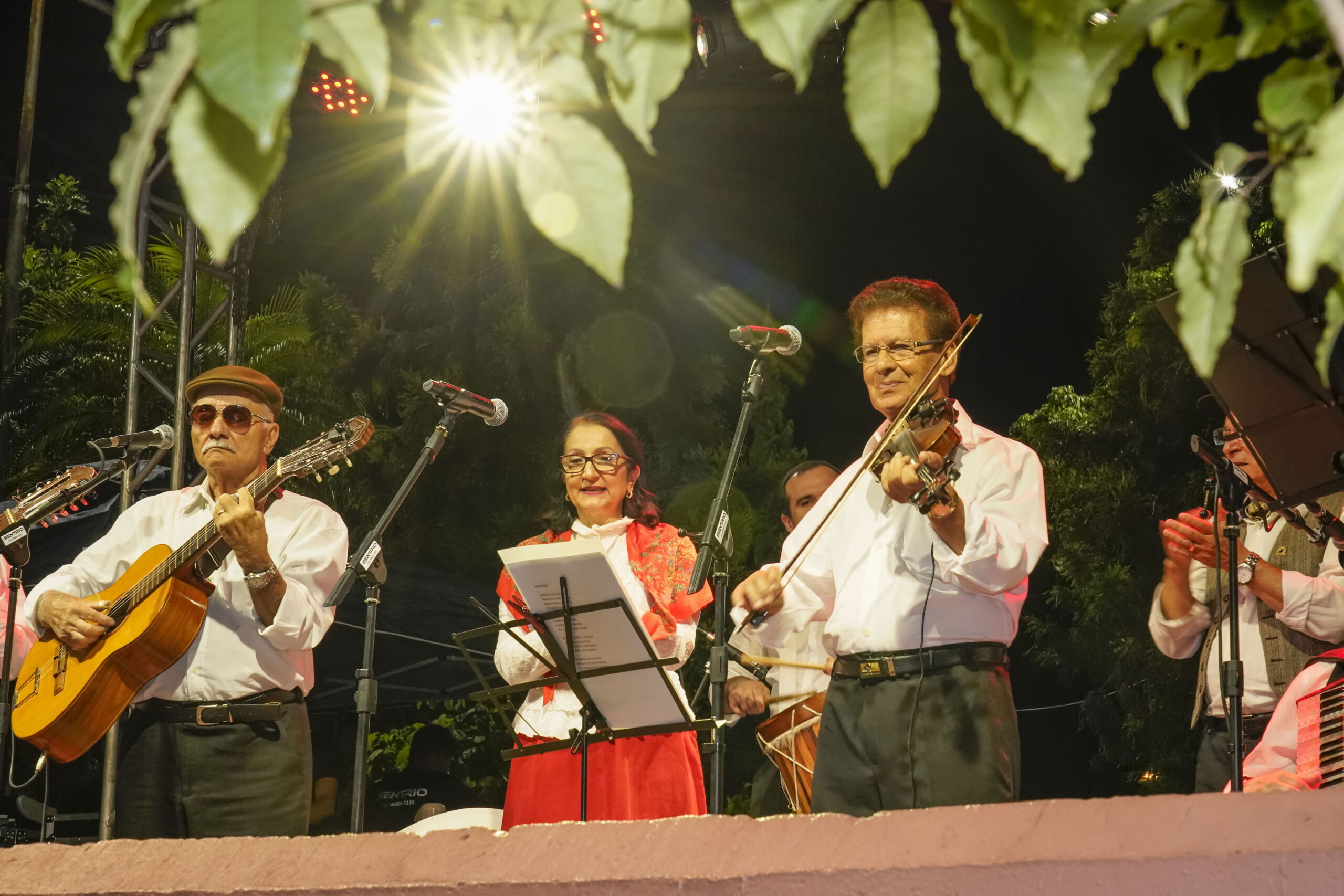 Odilon Ramos e os Cantadores Açorianos trazem o Terno de Reis para o Natal Mágico de Taquara