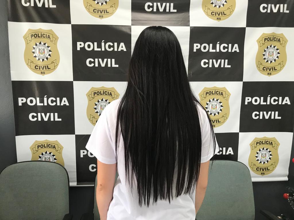 Mulher suspeita de integrar facção é presa em Rolante