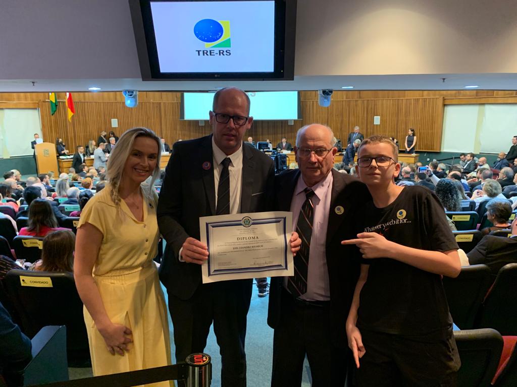 Eleito com 39 mil votos, Joel Wilhelm recebe diploma de deputado estadual