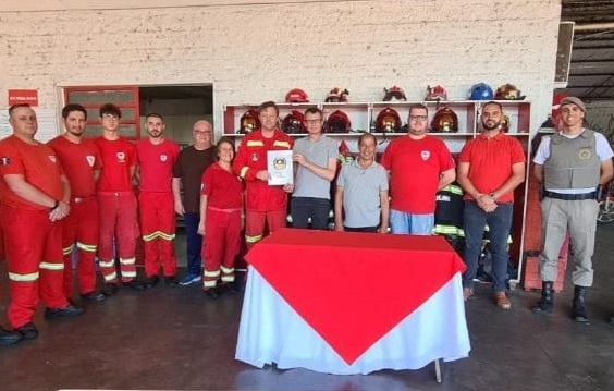 Parceria entre prefeitura e Corpo de Bombeiros Voluntários de Igrejinha é renovada para 2023