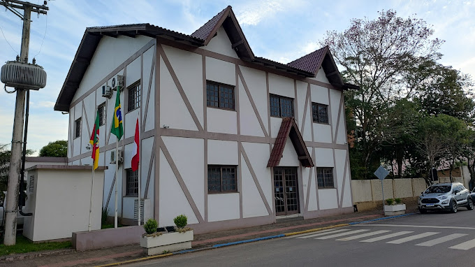 Projeto propõe abono de R$ 350 para servidores que atuarem em dias facultativos em Rolante