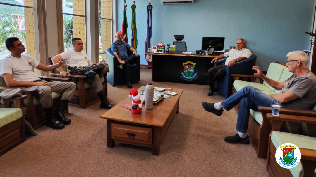 Prefeito de Três Coroas recebe visita do novo comandante da Brigada Militar