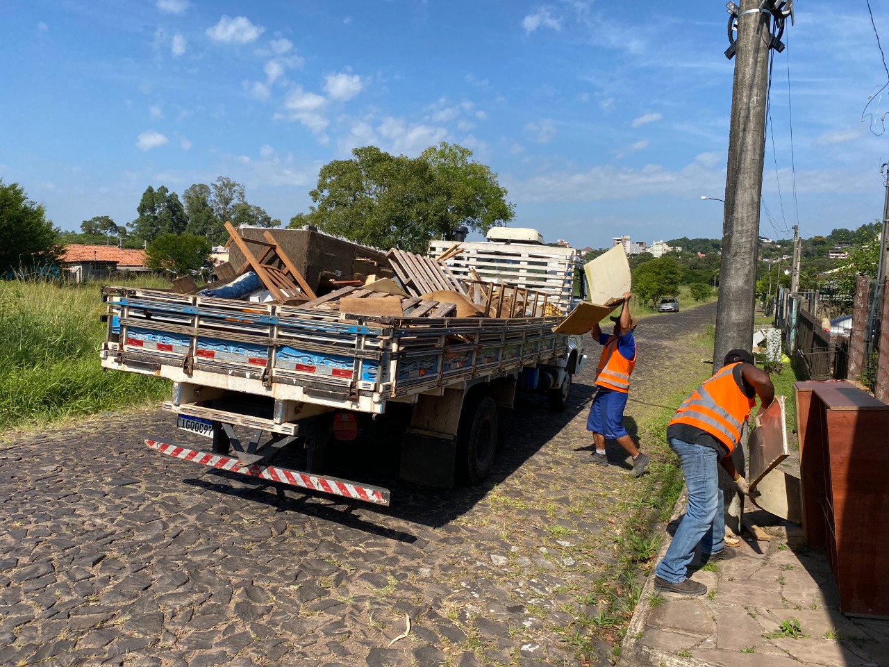 Coleta de volumosos percorrerá quatro bairros de Taquara na próxima segunda-feira (23)