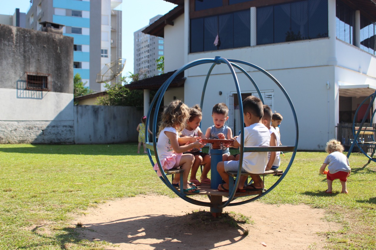 Secretaria de Educação de Parobé oferece atendimento às crianças durante as férias