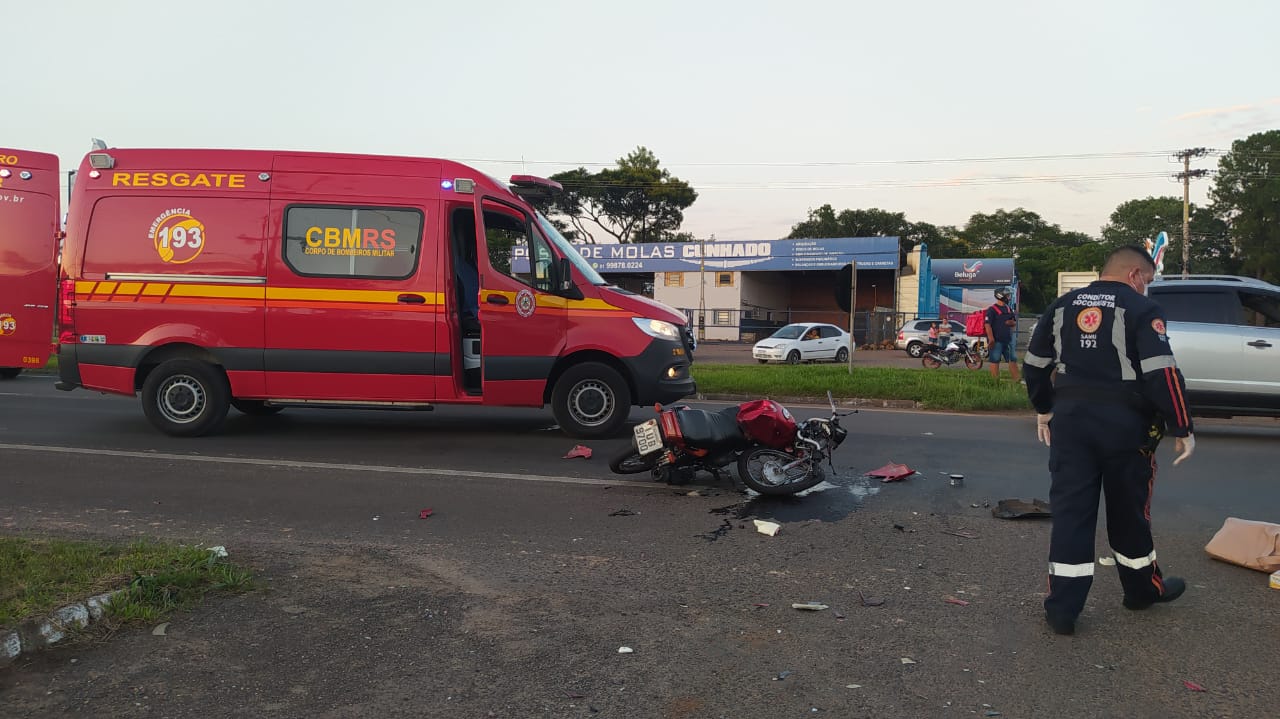 Motociclista sofre ferimentos em colisão na ERS-239
