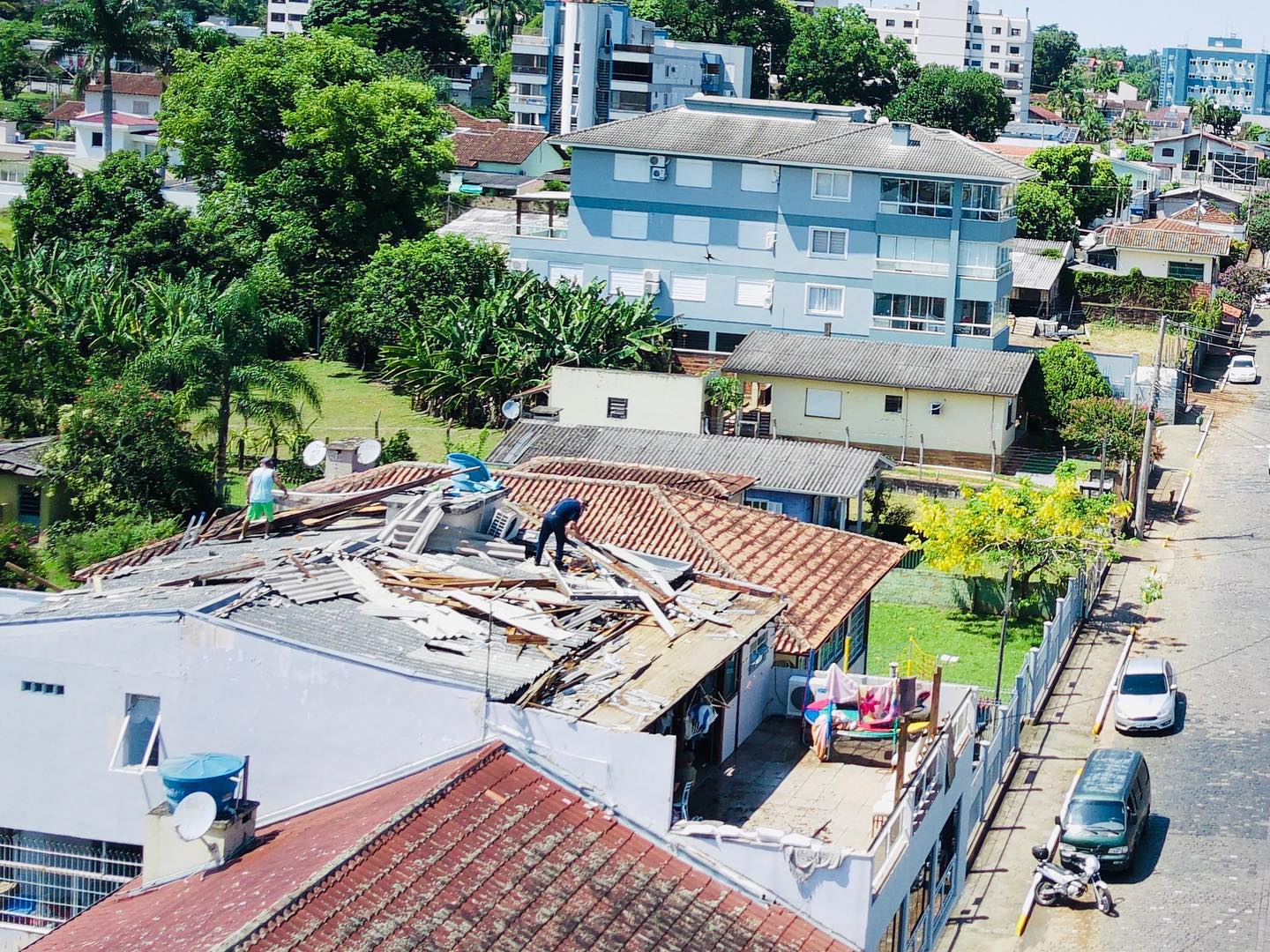Taquara tem dia dedicado à reconstrução após tempestade