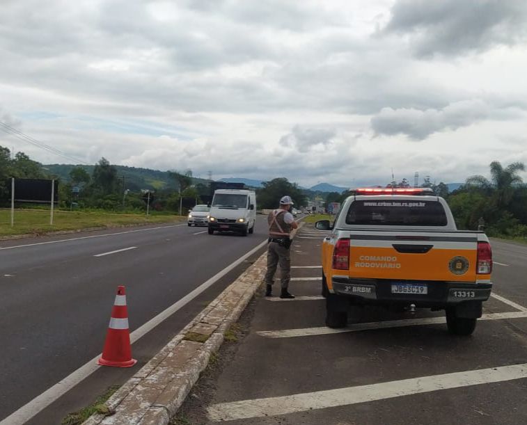 Grupamento da Polícia Rodoviária de Taquara realiza operação especial de carnaval