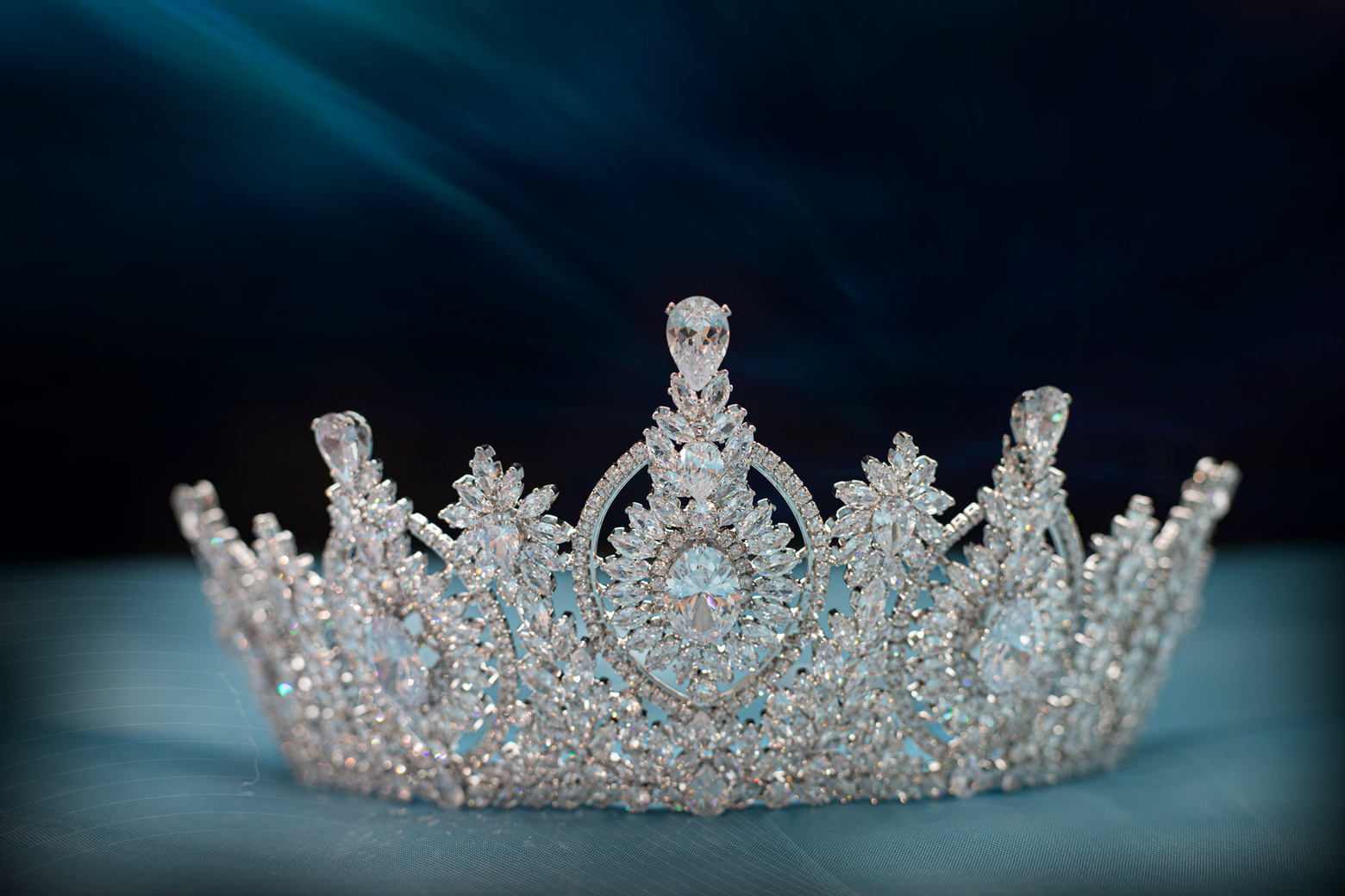 AMIFEST divulga nomes das 12 candidatas que concorrerão ao título de soberanas da 34ª Oktoberfest