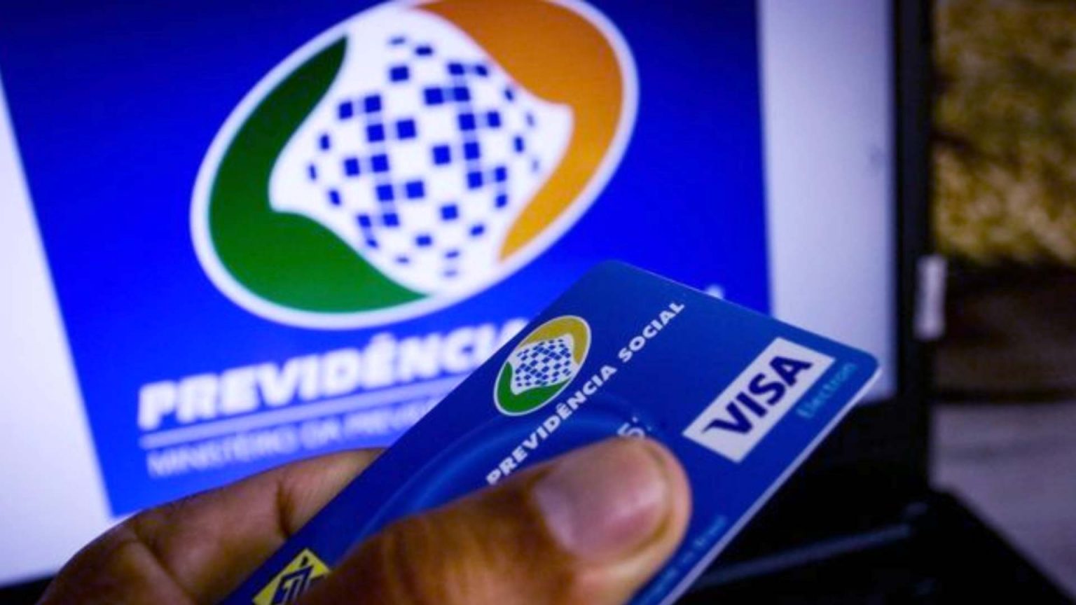 Banrisul de Parobé está com horário ampliado para atender beneficiários do INSS