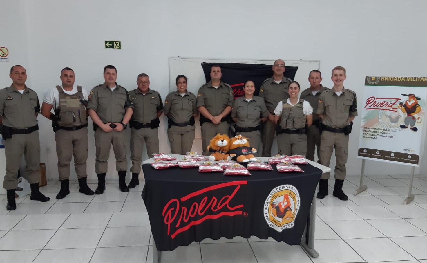 Subcomandante do 32ºBPM realiza reunião com instrutores para alinhar metas do PROERD 2023