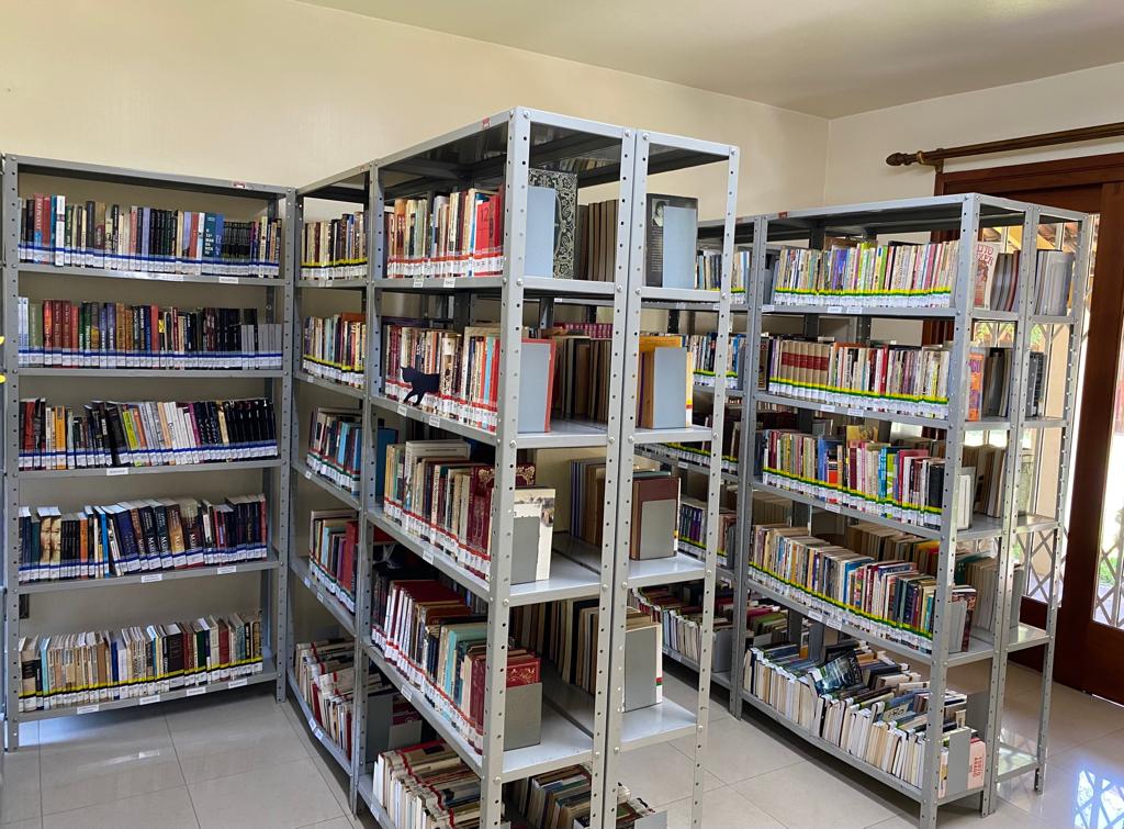 Biblioteca Municipal Rodolfo Dietschi disponibiliza ponto de coleta para doações de livros em Taquara