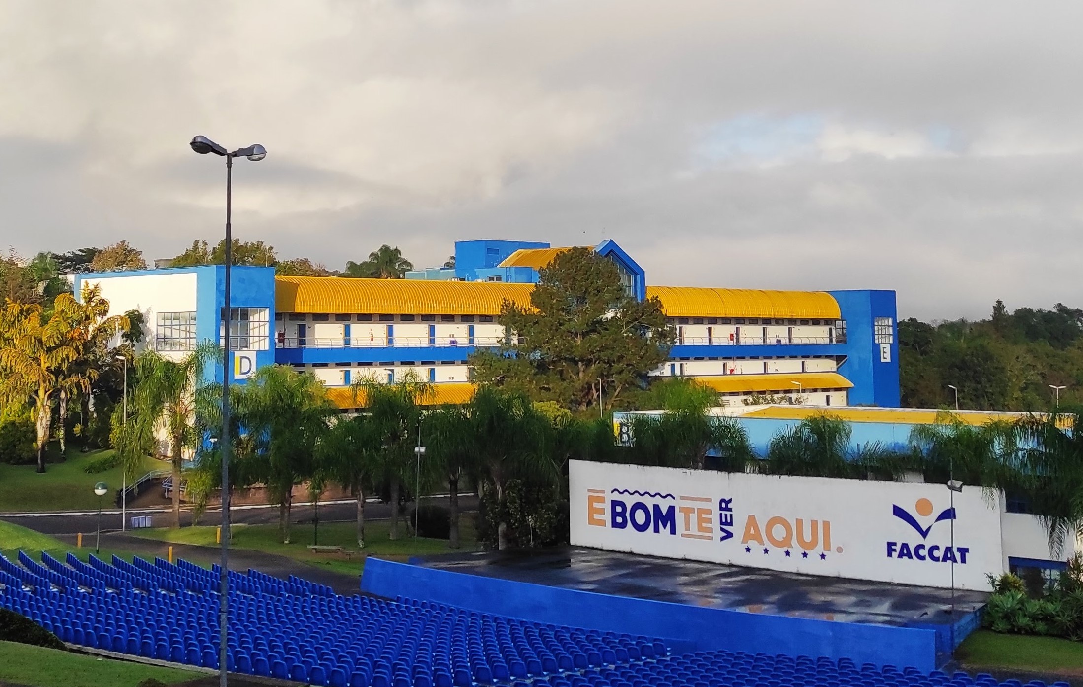 Estudantes têm até terça-feira (28) para ingressar na Faccat pelo processo seletivo via Enem