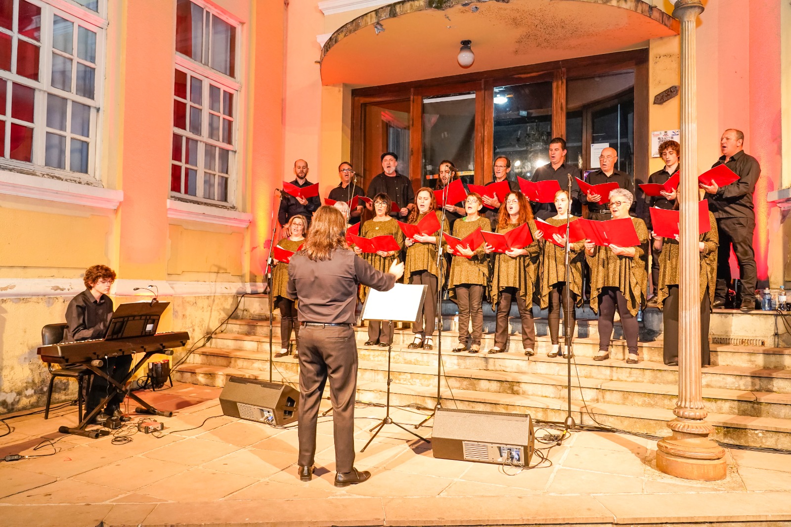 Coro Municipal Newton Macedo abre inscrições para novos cantores em Taquara