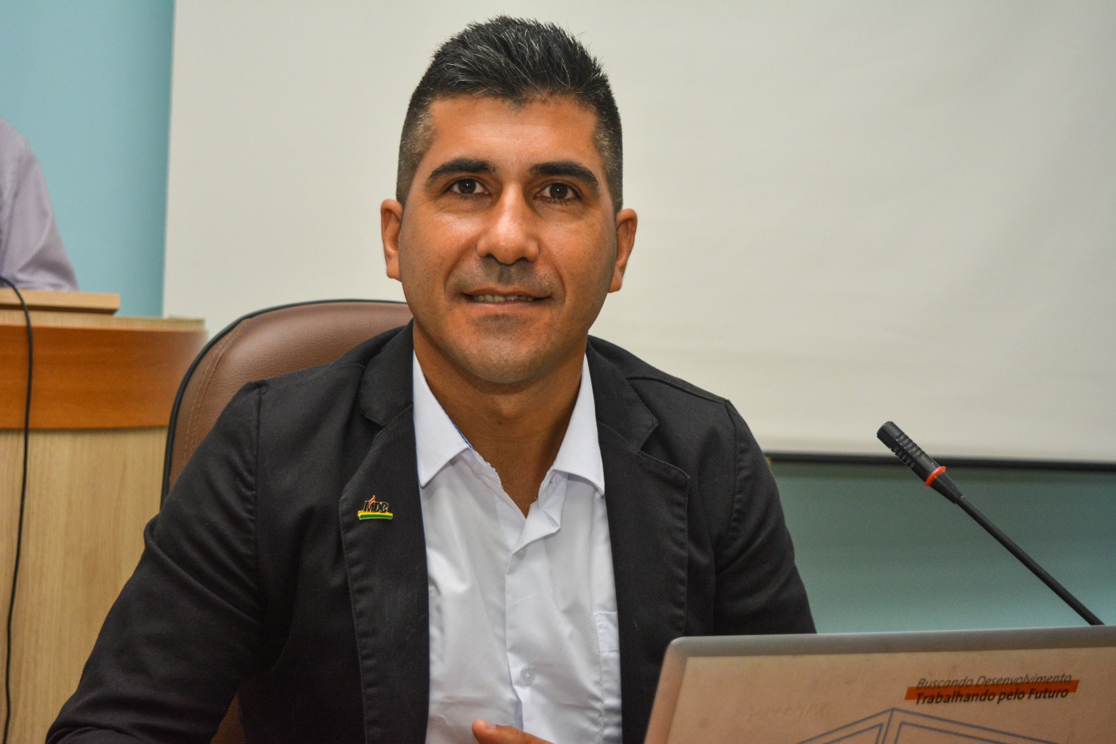 Diego DJ assume cargo de vereador em Parobé