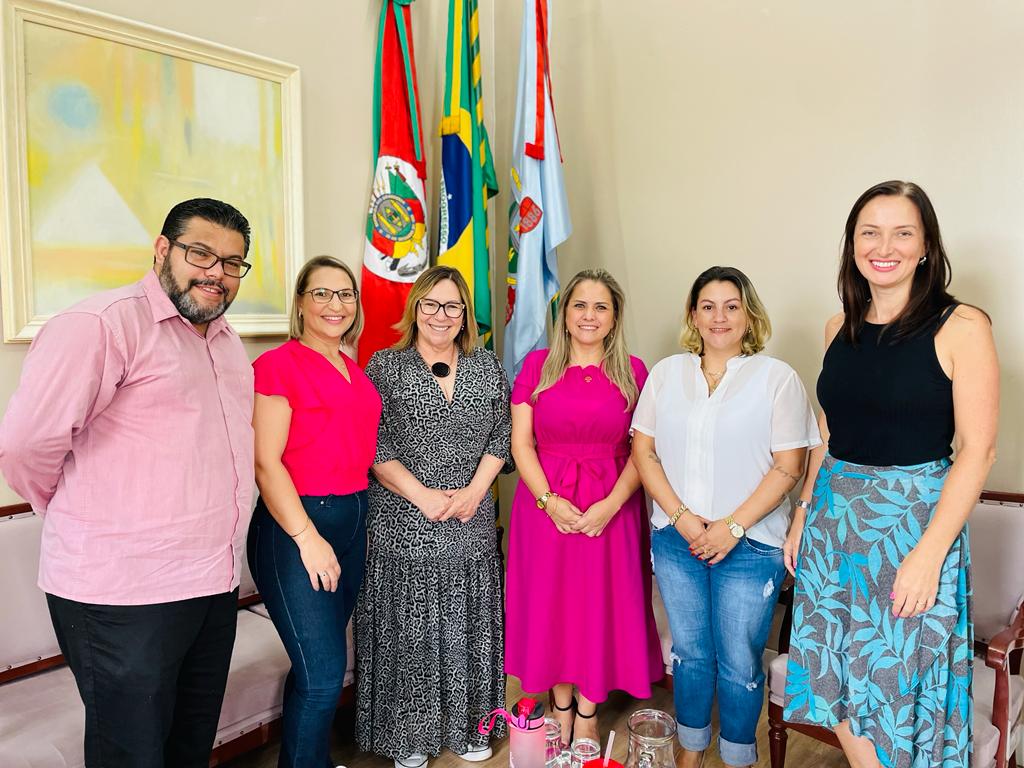 Prefeita de Taquara anuncia reforma e melhorias do Centro de Referência da Mulher
