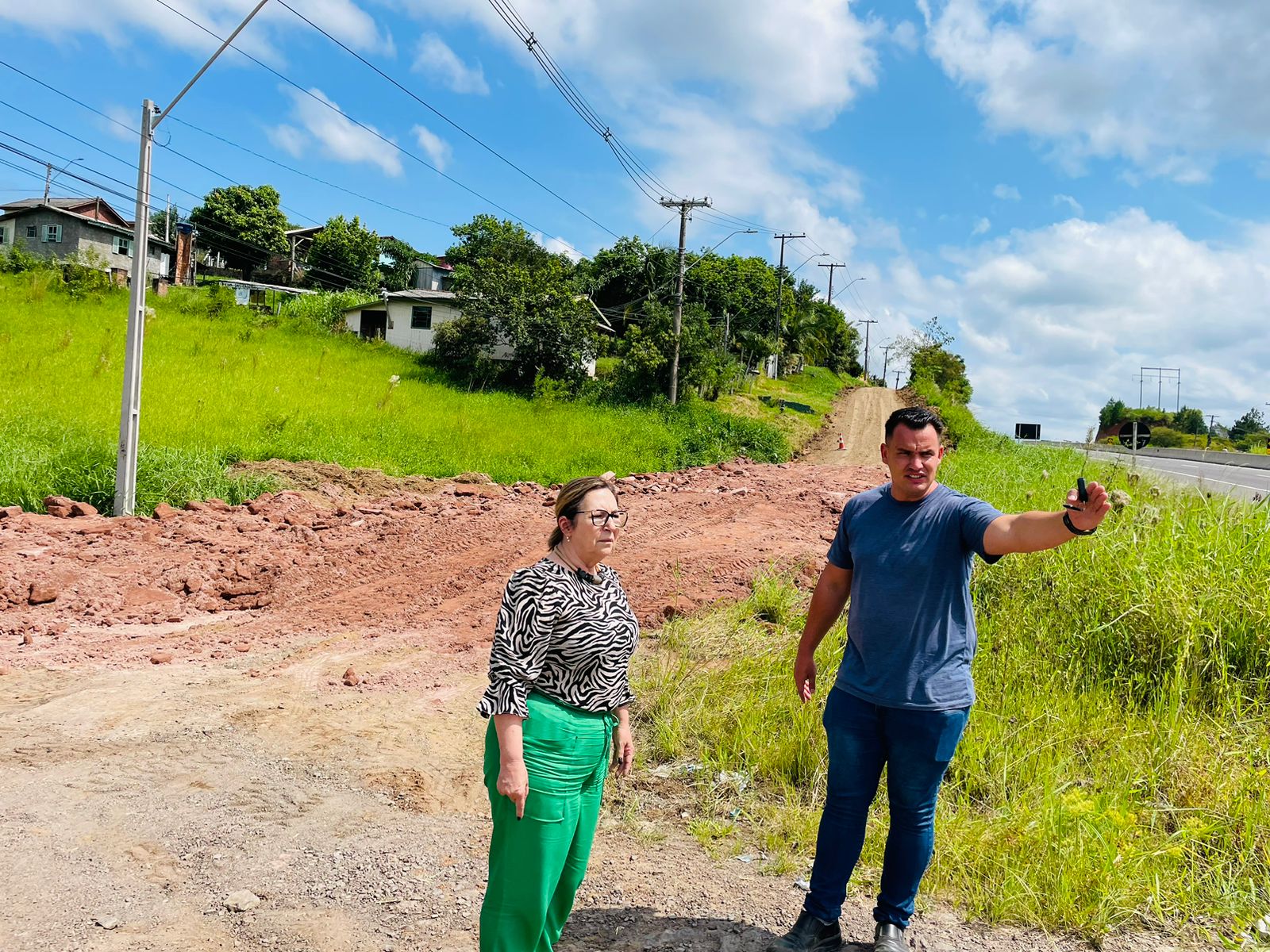 Iniciada a primeira etapa para pavimentação do bairro Ideal em Taquara