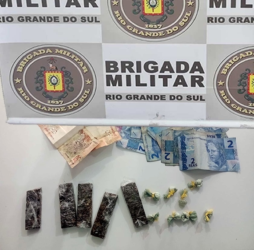 Adolescente é apreendido por tráfico de drogas, em Três Coroas