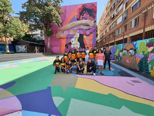 Dançarinos da ONG Vida Breve ficam em 1º e 2º lugares em competição estadual de breaking