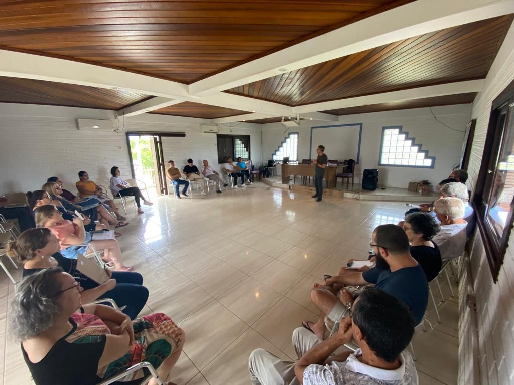 Dirigentes participam de curso de qualificação promovido pelo Sindicato dos Sapateiros de Parobé