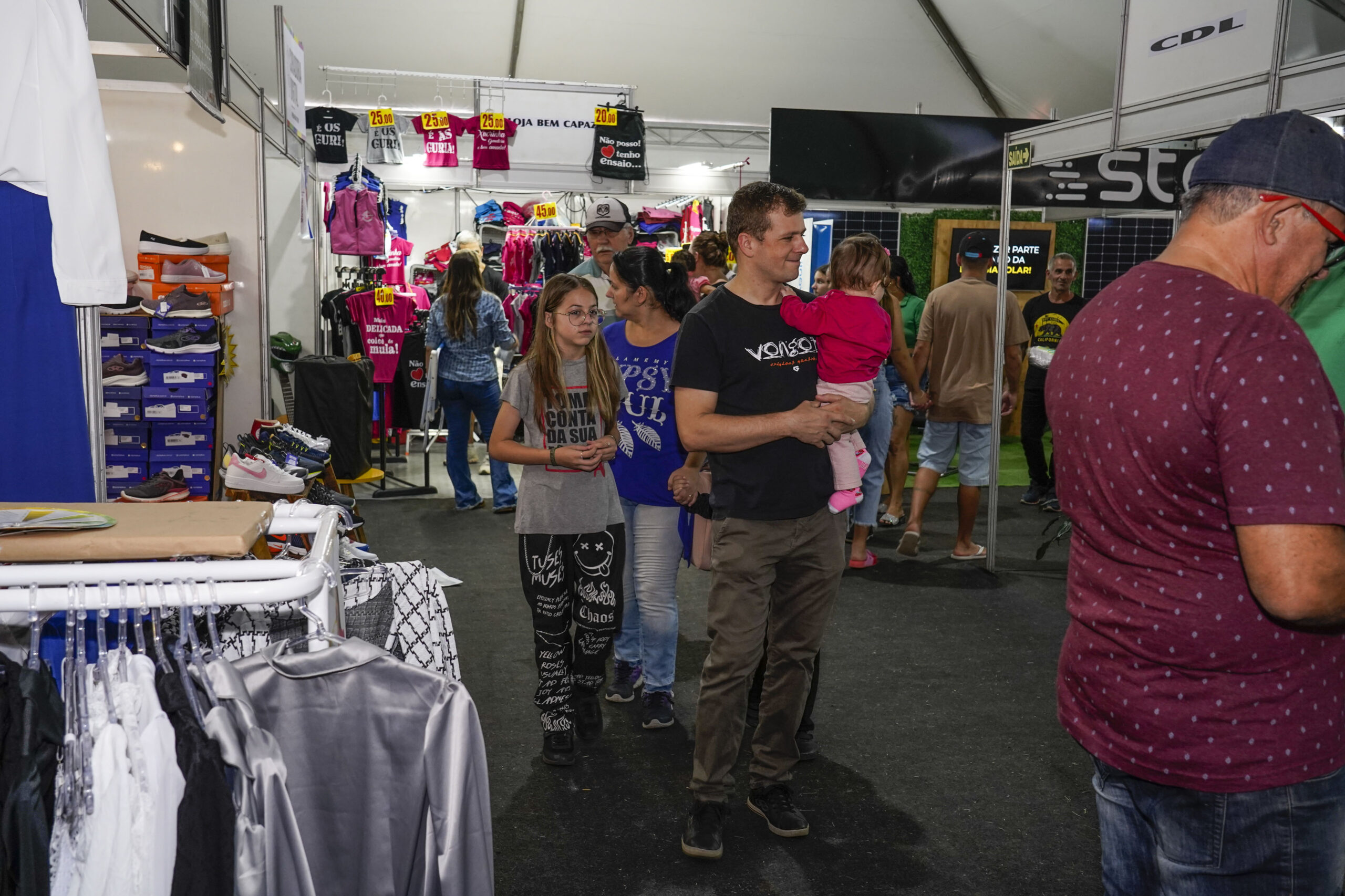 Expo Taquara reuniu artesanato, agricultura familiar e comércio varejista dentro do Taquara Campo