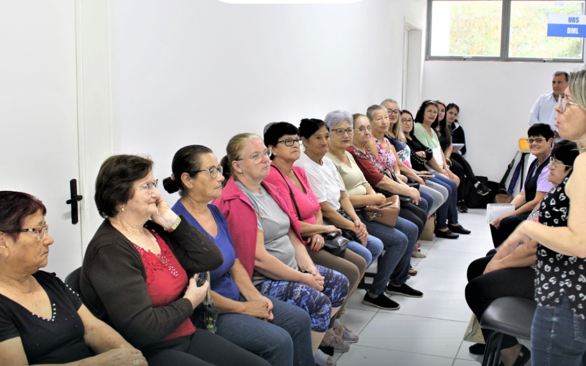 Gupo Hiperdia da UBS Alvorada participam de atividade sobre nutrição em Parobé