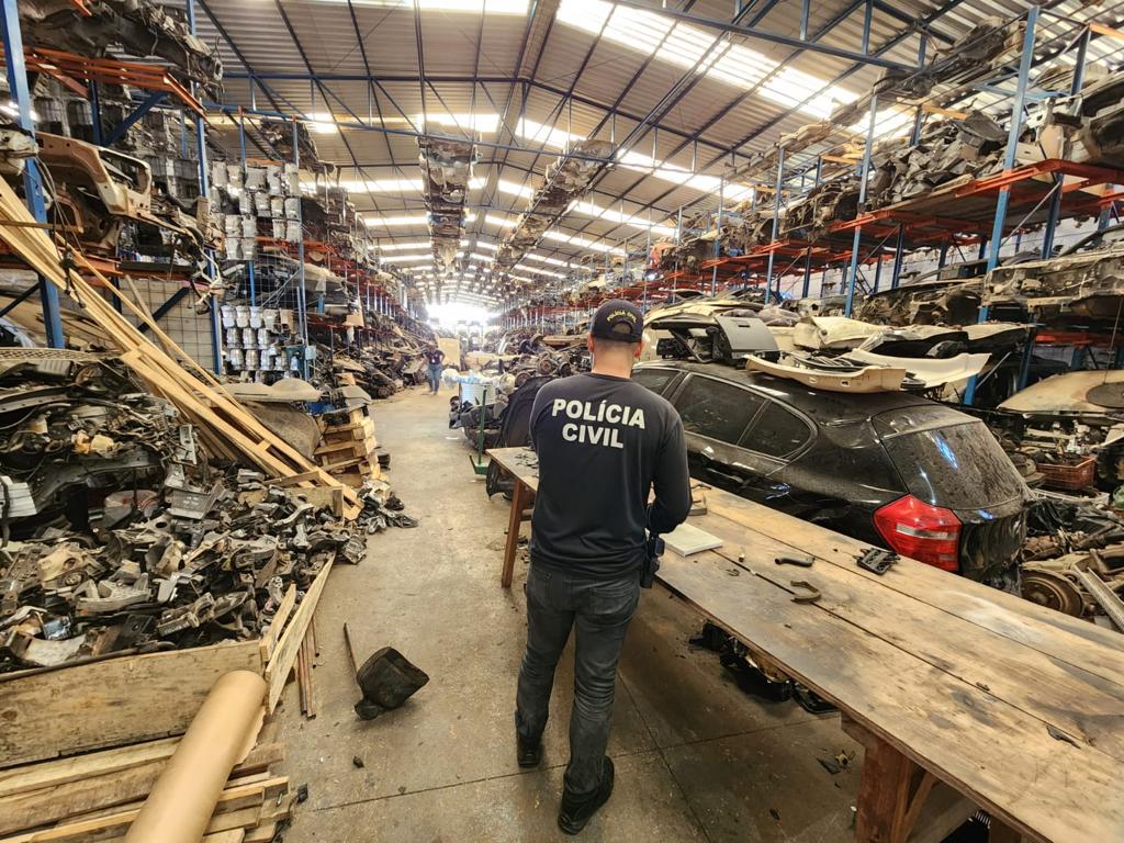 Seis suspeitos de planejar roubo de armas no IGP de Porto Alegre são presos em sítio no interior de Taquara