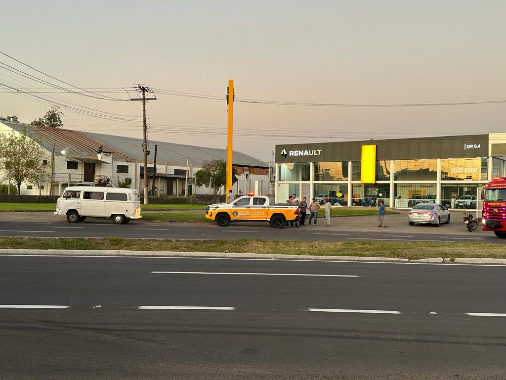 Acidente envolvendo três veículos deixa um ferido em Taquara