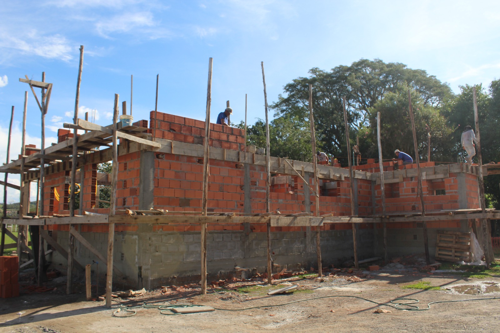 Igrejinha realiza construção de sede no Campo do Fluminense no bairro XV de Novembro
