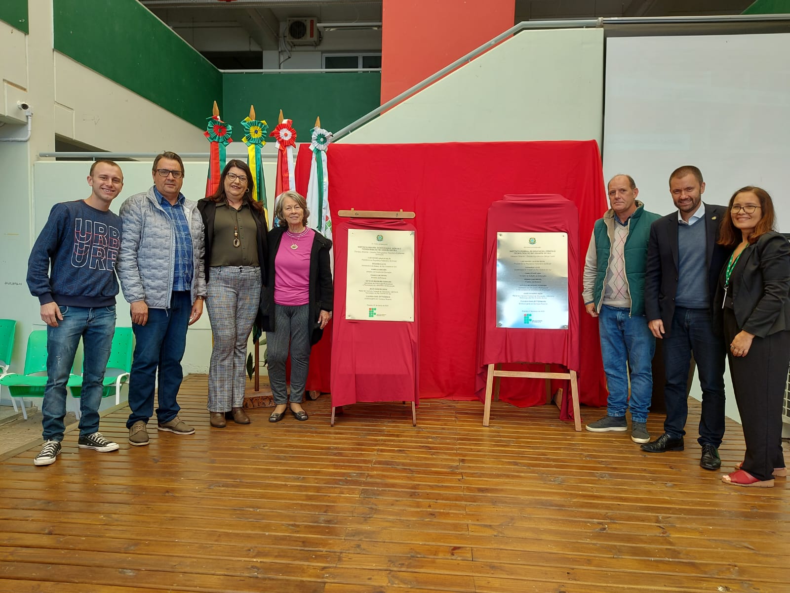 IFRS Campus Rolante inaugura quadra poliesportiva e galpão agrotécnico