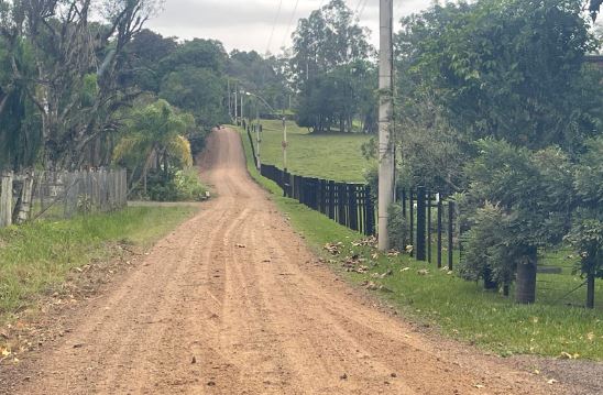 Secretaria de Obras de Taquara realiza melhorias nas estradas do bairro Picada Francesa
