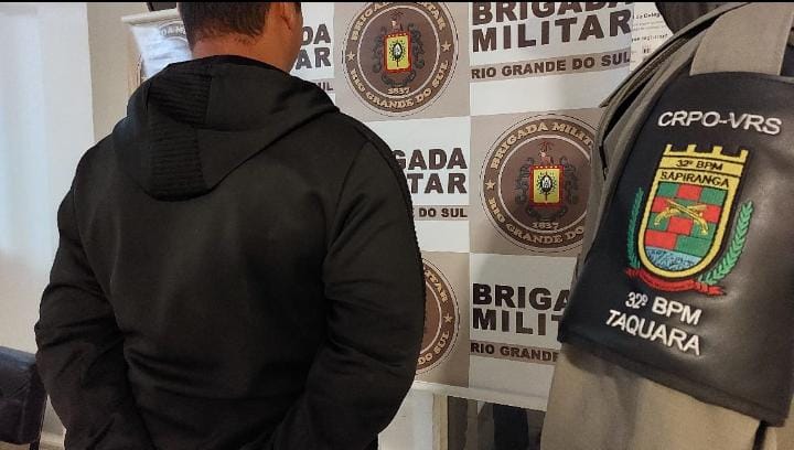 Foragido da Justiça é recapturado após tentar jogar seu carro contra viatura da Brigada Militar em Taquara