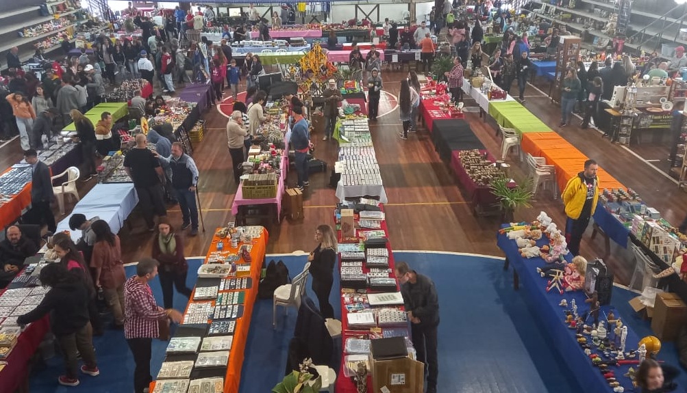 Igrejinha inicia 8º Colecionarte que segue até domingo (21) com exposição de coleções e entrada franca