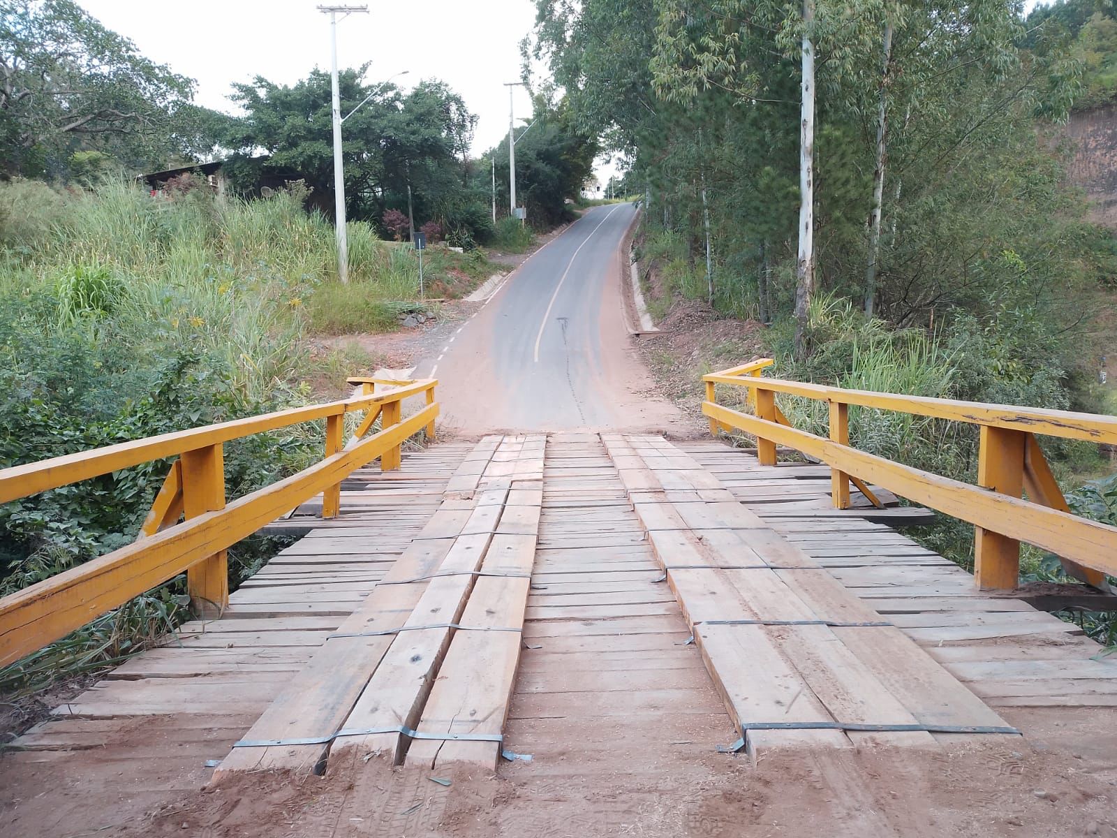 Prefeitura de Taquara finaliza a substituição de madeiras na Ponte da Grota