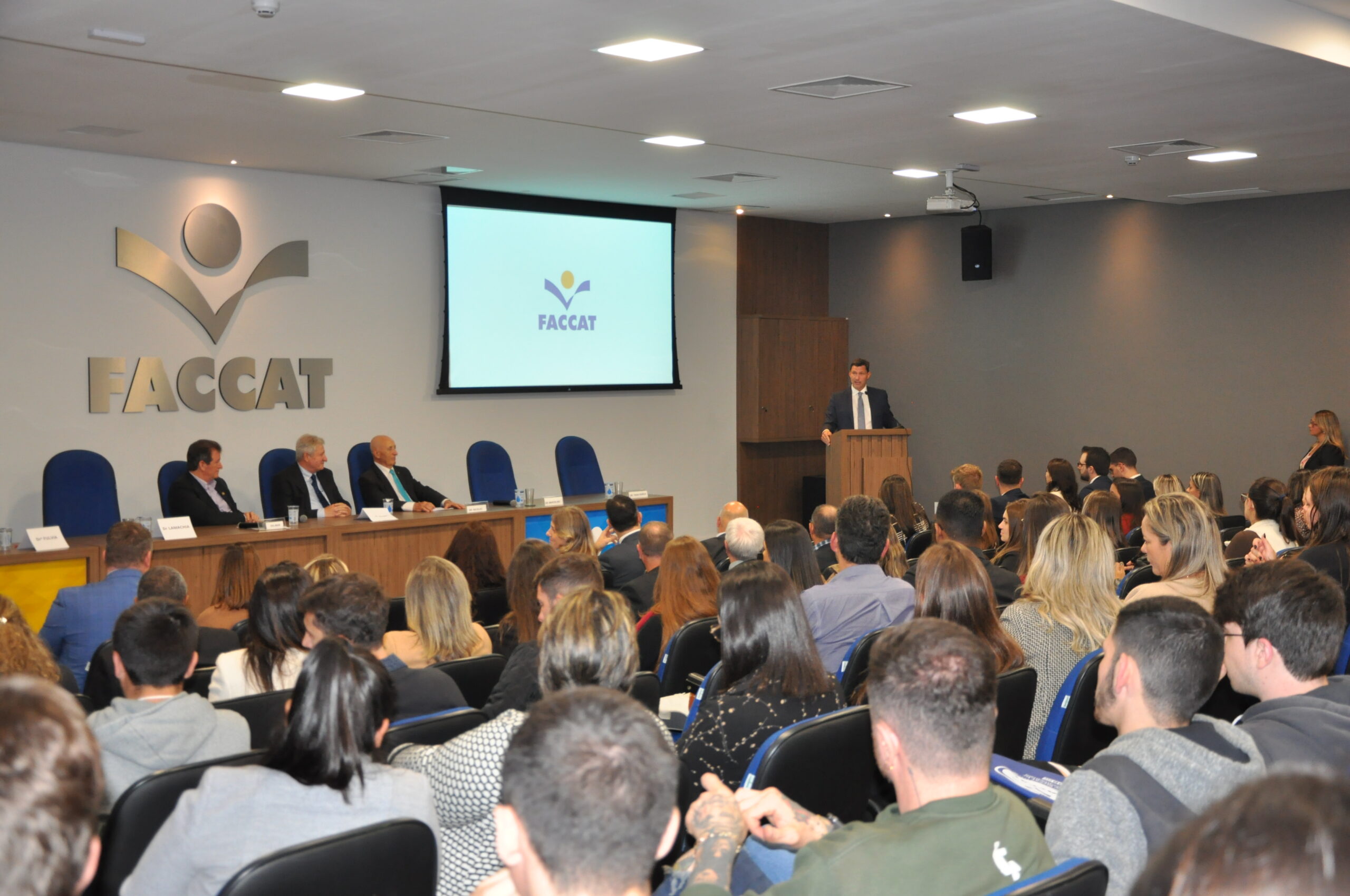 Faccat está sediando I Congresso de Direito do Vale do Paranhana