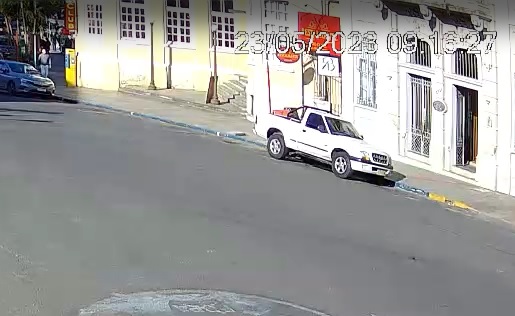 Integrante de quadrilha especializada em furto de caminhonetes é preso em Taquara - Veja vídeo do furto