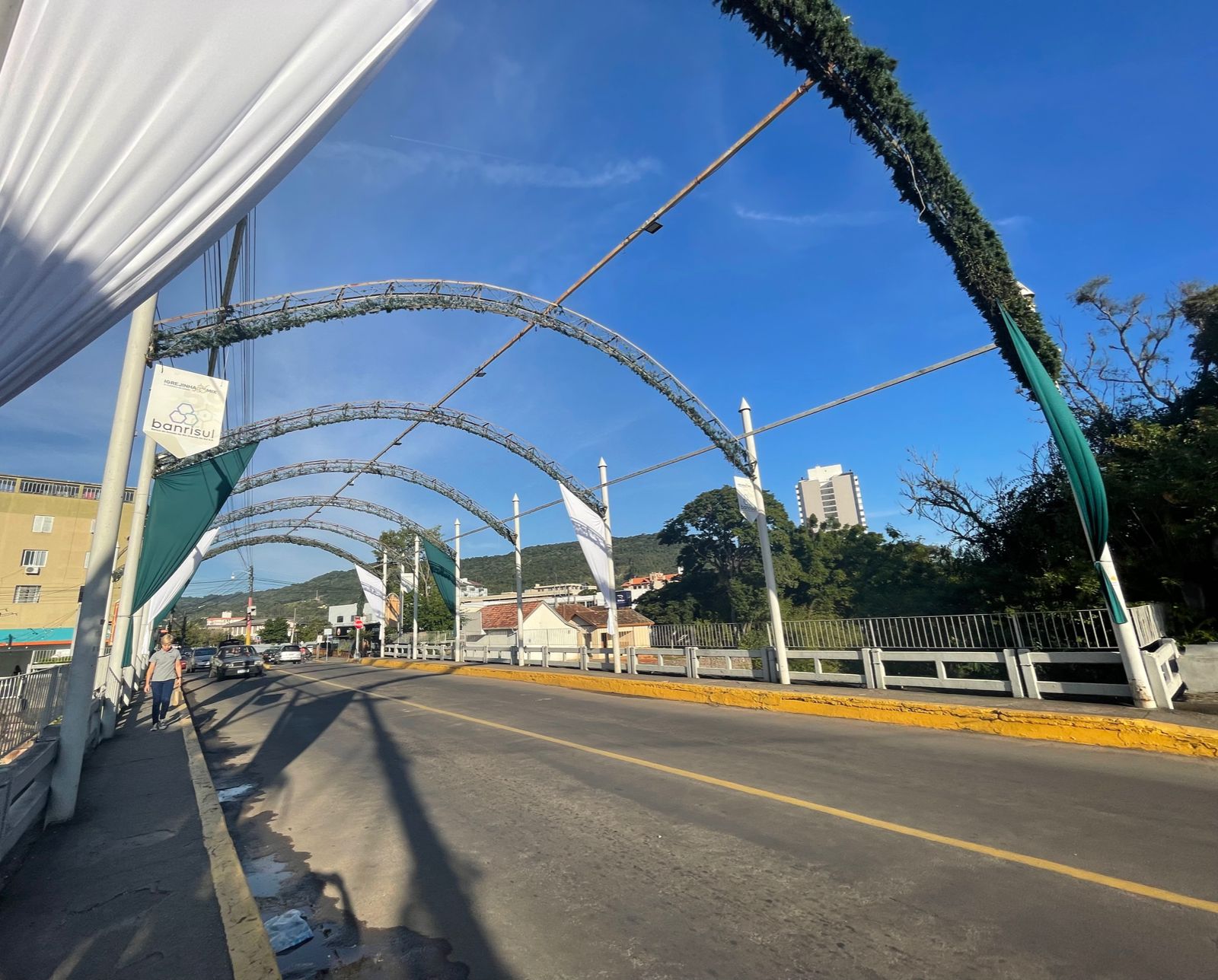 Município finaliza decoração para realização do 7º Igrejinha Mix e comemoração dos seus 59 anos