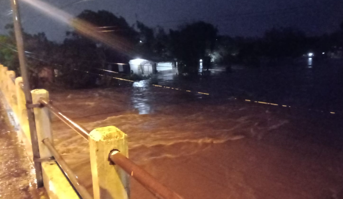 Cerca de 100 pessoas são removidas de casa após alagamentos em Parobé; equipes trabalham desde a madrugada no socorro às vítimas