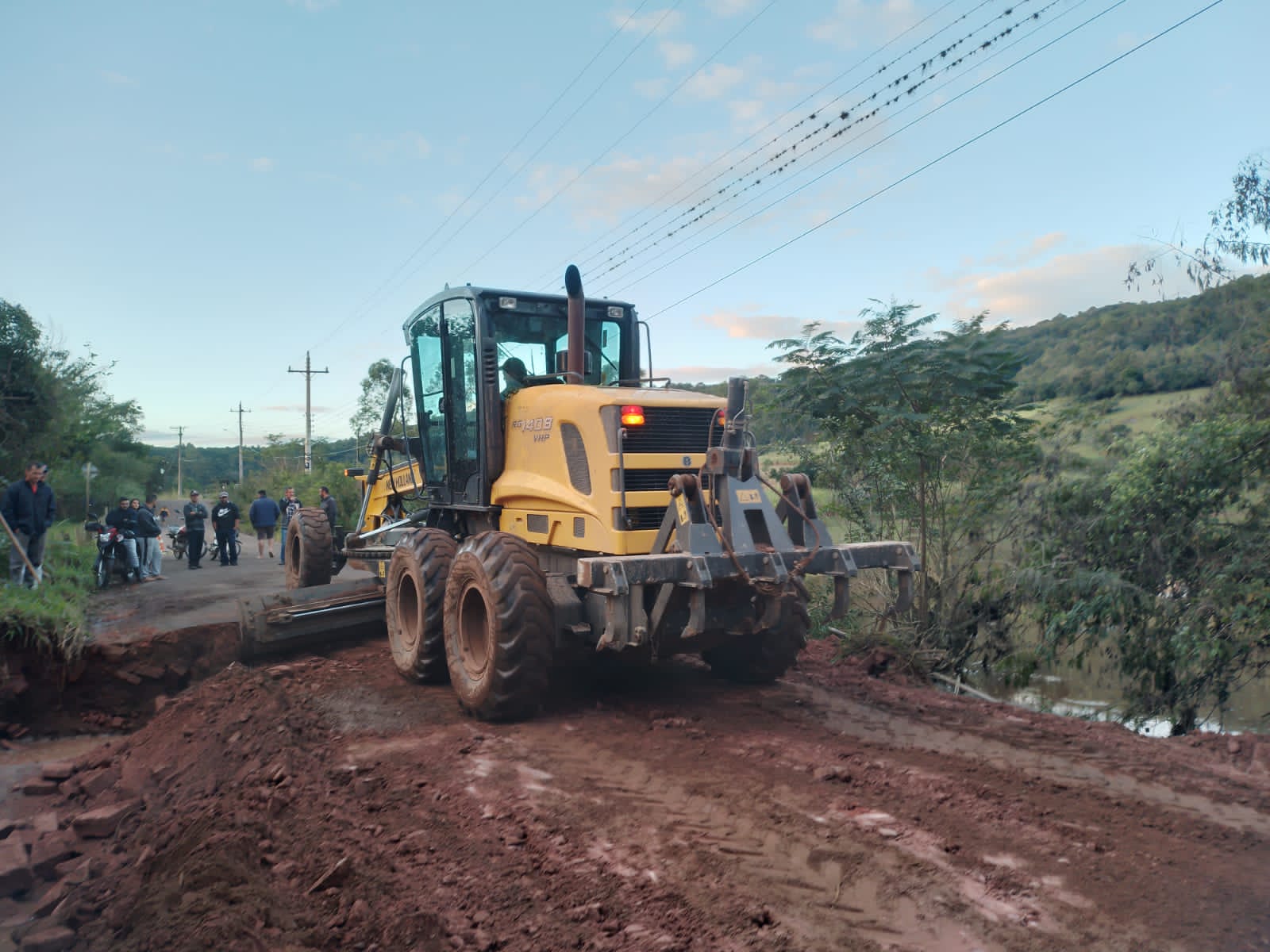 Secretaria de Obras inicia a recuperação das estradas no interior de Taquara