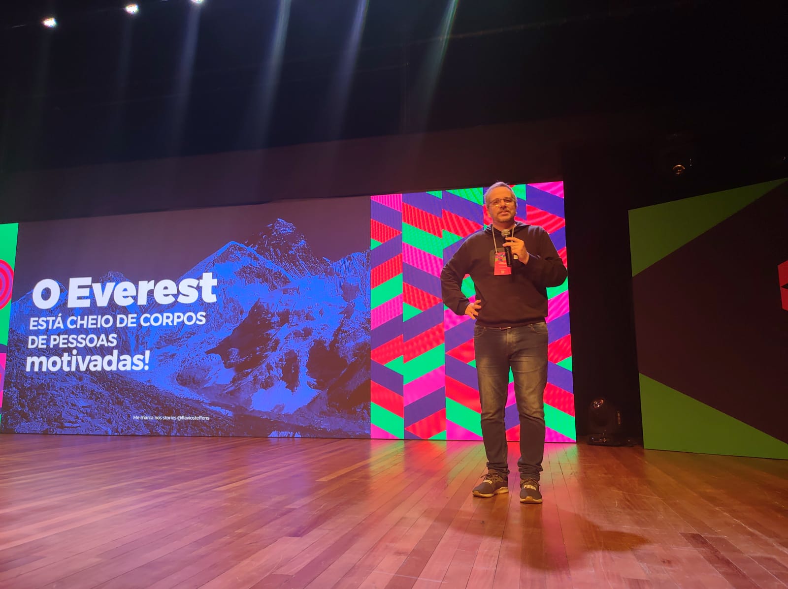 Palestra de Flavio Steffens ensina que o fracasso também faz parte do processo de inovação