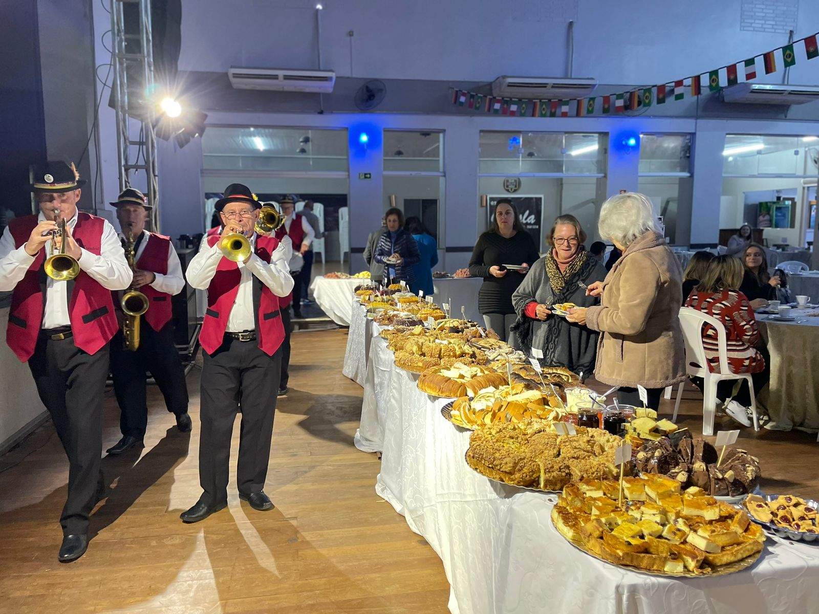 Festa da Colônia reúne centenas de pessoas em sua segunda edição em Taquara