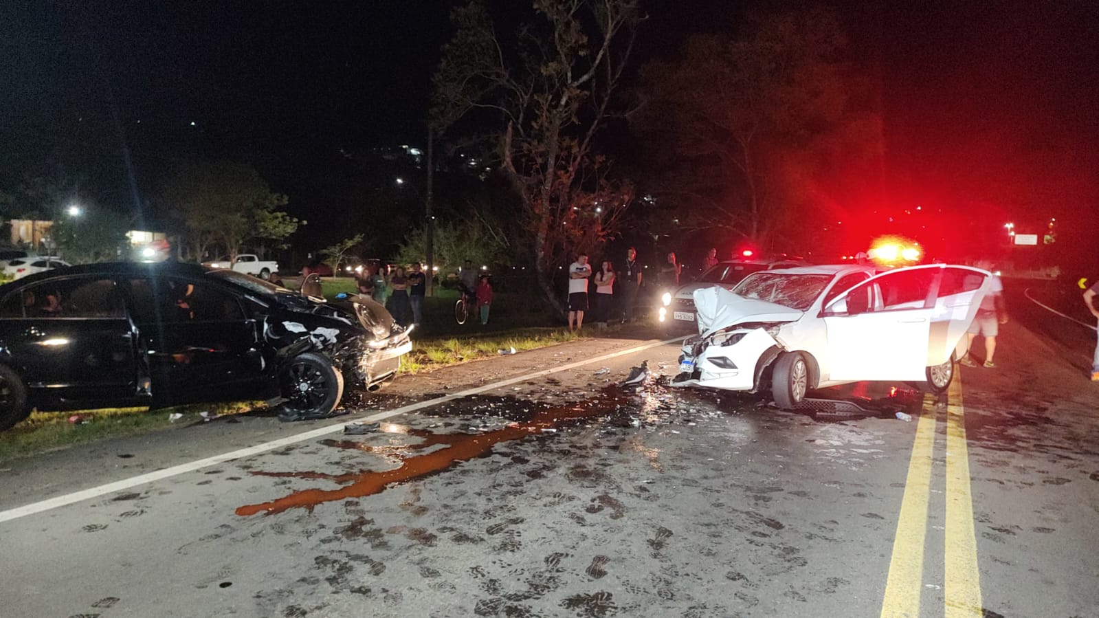 Colisão entre veículos deixa três pessoas feridas, sendo uma em estado grave, em Três Coroas