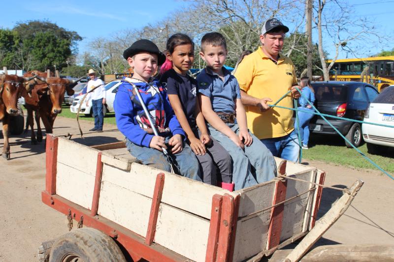 Parobé terá desvio de trânsito neste sábado (29) para desfile da 16ª Festa do Carro de Boi