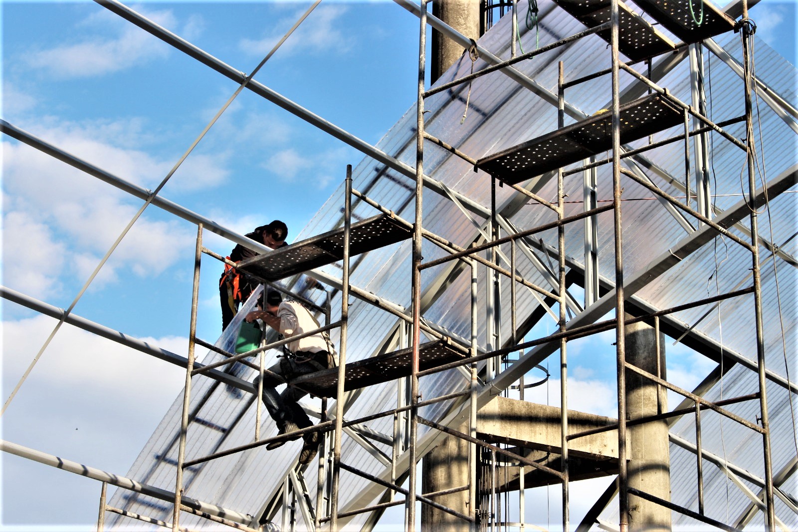 Parobé segue realizando obras de ampliação e reforma da Rua Coberta da Praça Primeiro de Maio