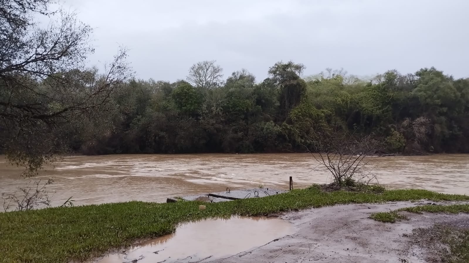 Defesa Civil de Taquara emite alerta de chuva excessiva nas próximas horas